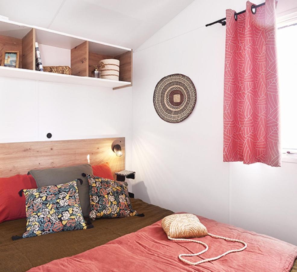 Camping L'Occitan Vias Esterno foto